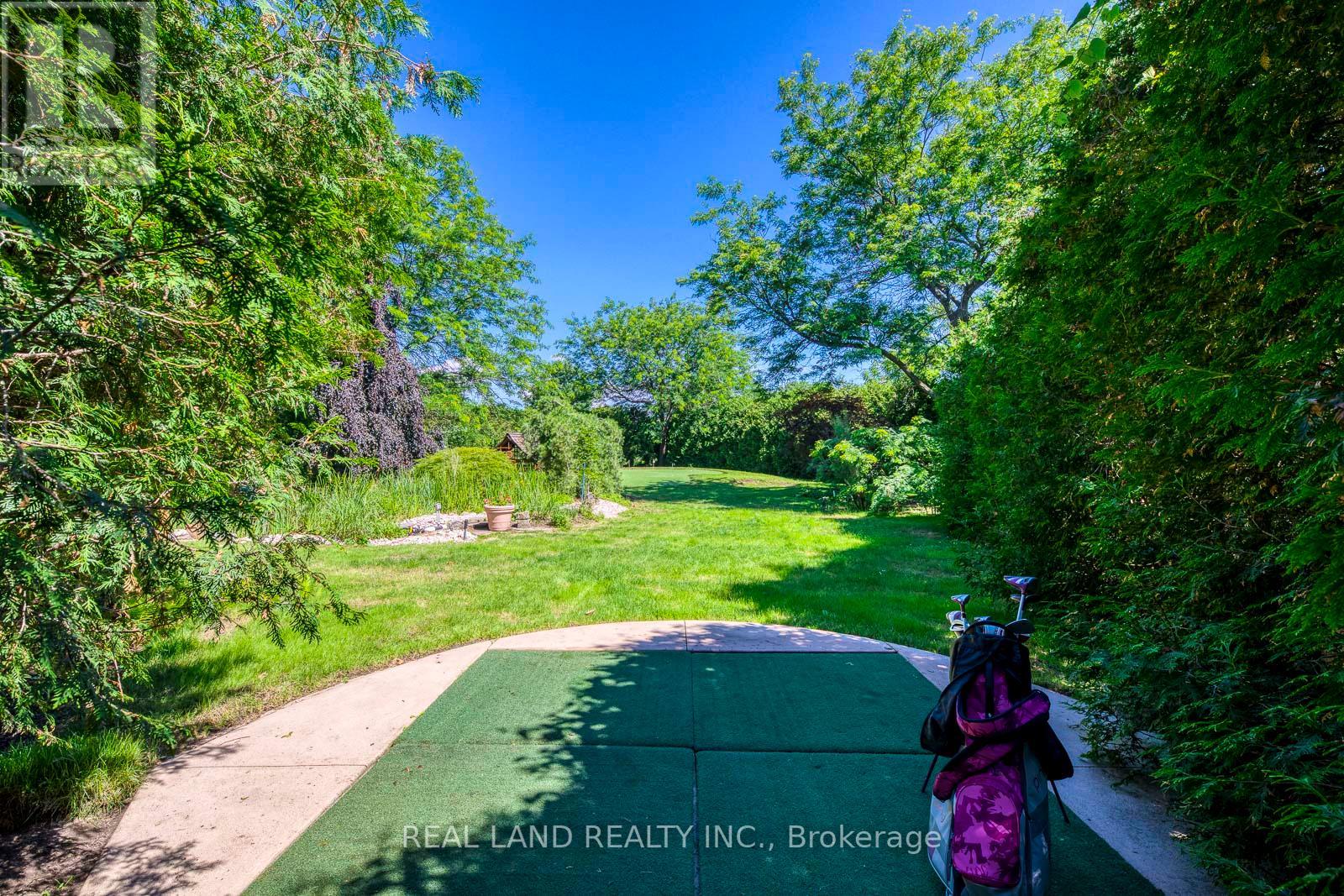 341 ACACIA CRT