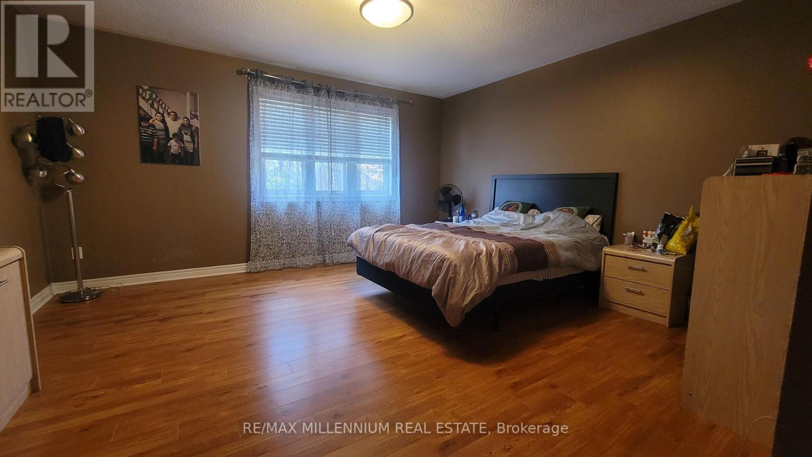 961 KNOTTY PINE GRVE