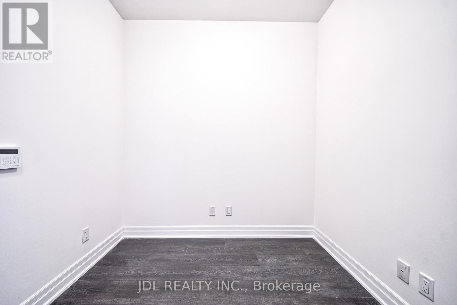 #2604 -36 ELM DR, #2604