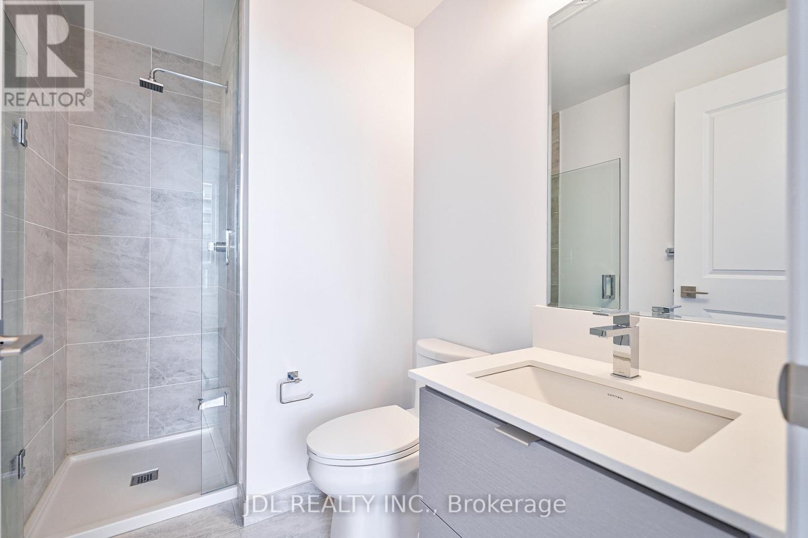 #2604 -36 ELM DR, #2604