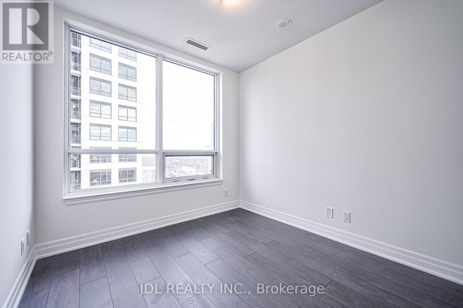 #2604 -36 ELM DR, #2604