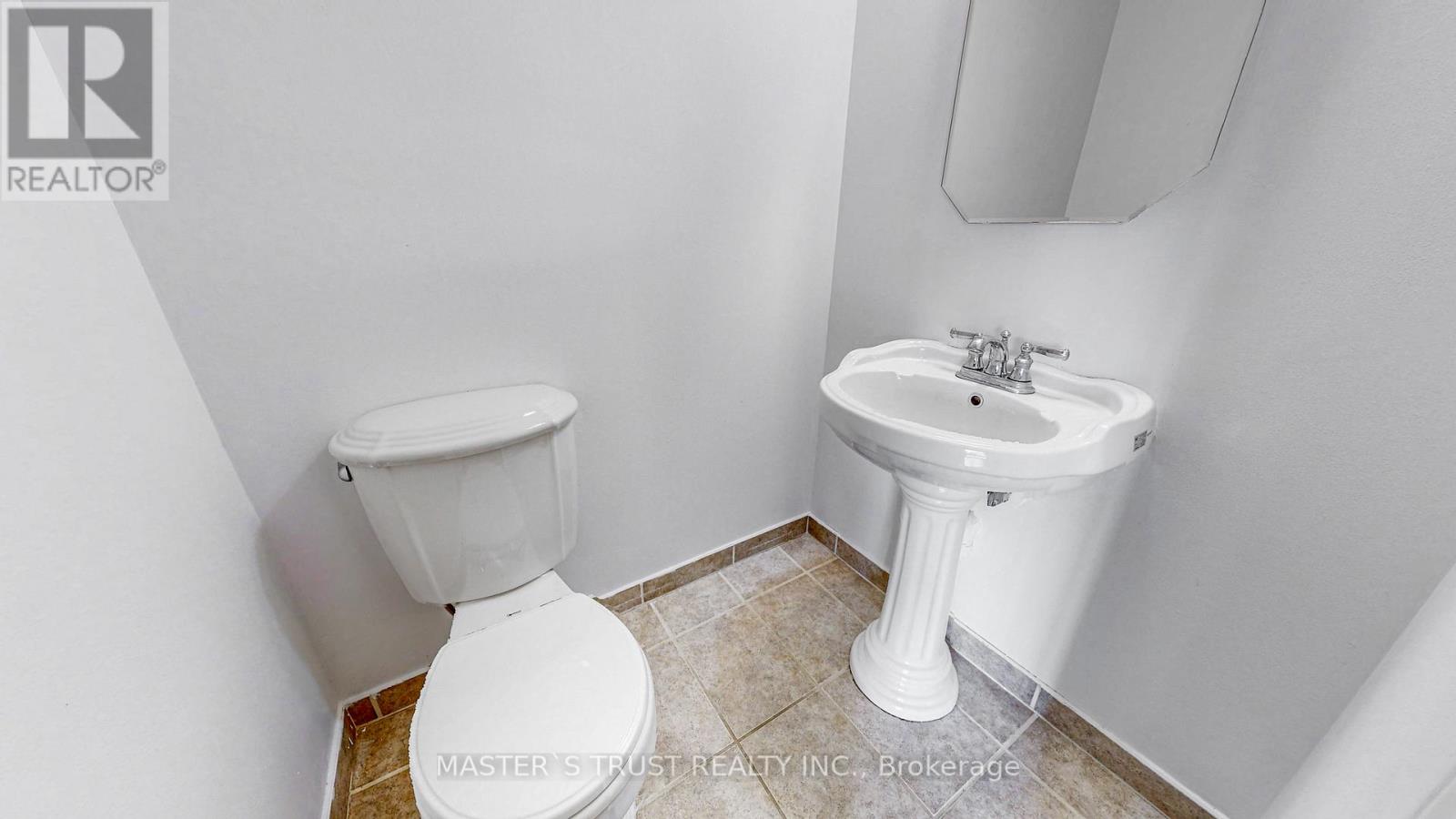 #9 -2380 BROMSGROVE RD, #9