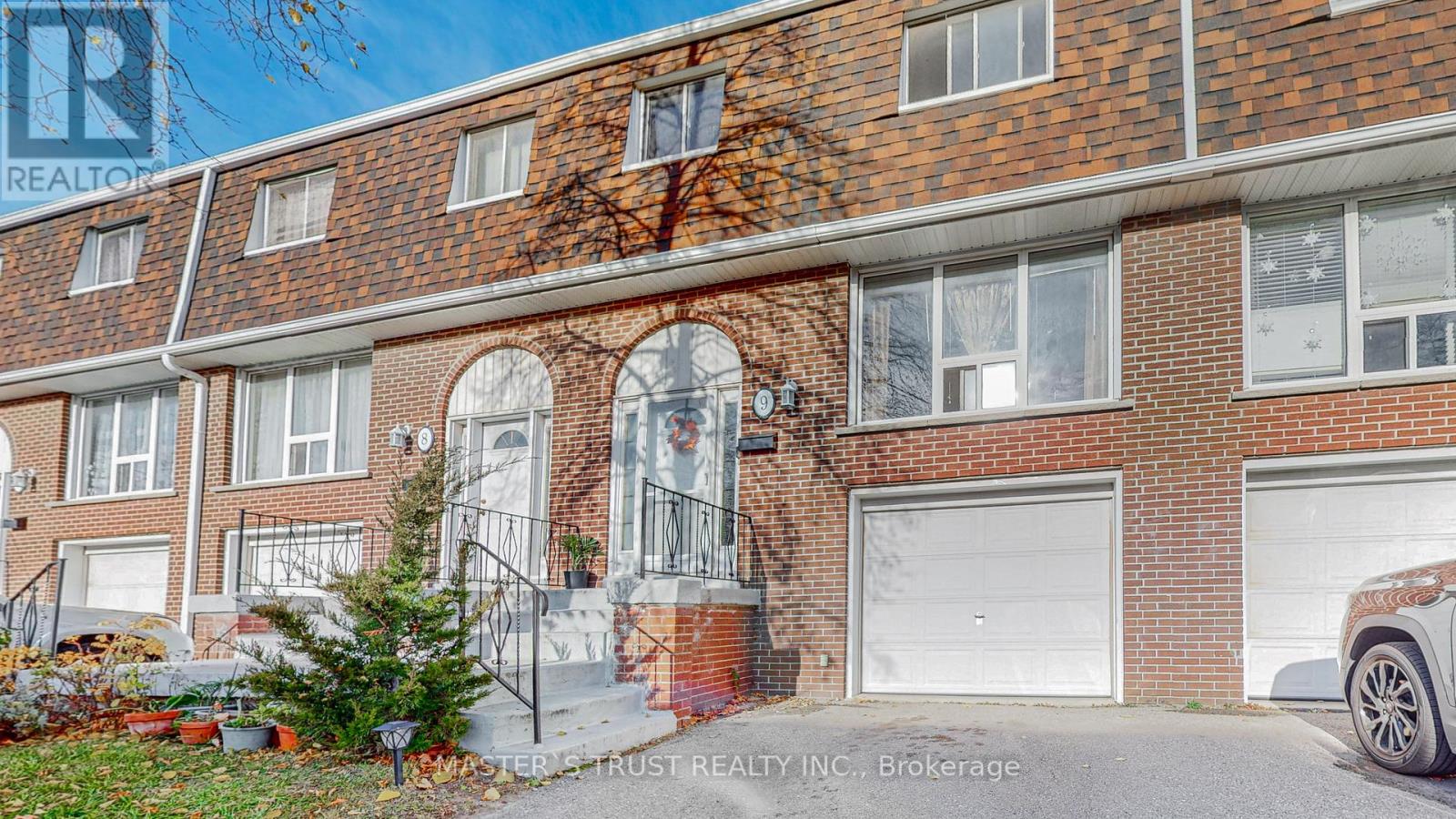 #9 -2380 BROMSGROVE RD, #9