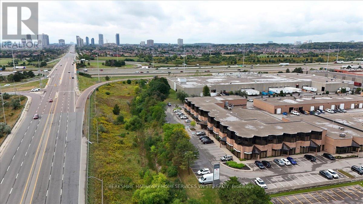 #215 -5080 TIMBERLEA BLVD, #215