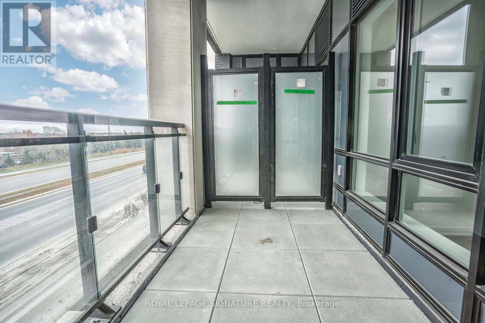 #232 -405 DUNDAS ST W, #232