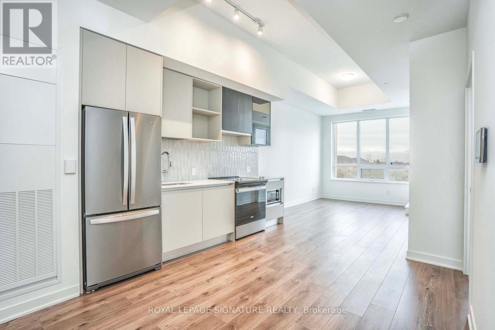 #232 -405 DUNDAS ST W, #232
