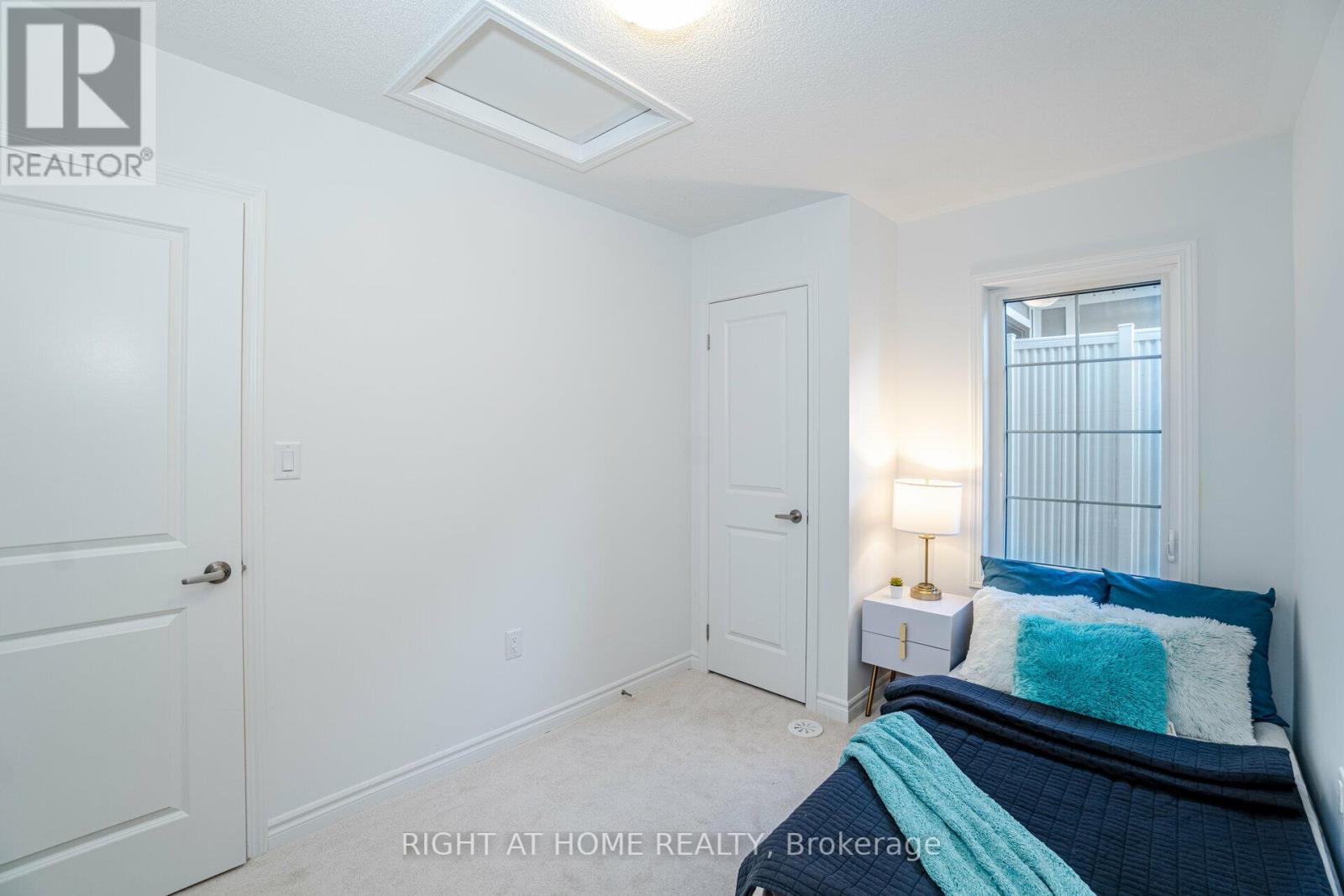 51 KEPPEL CIRC