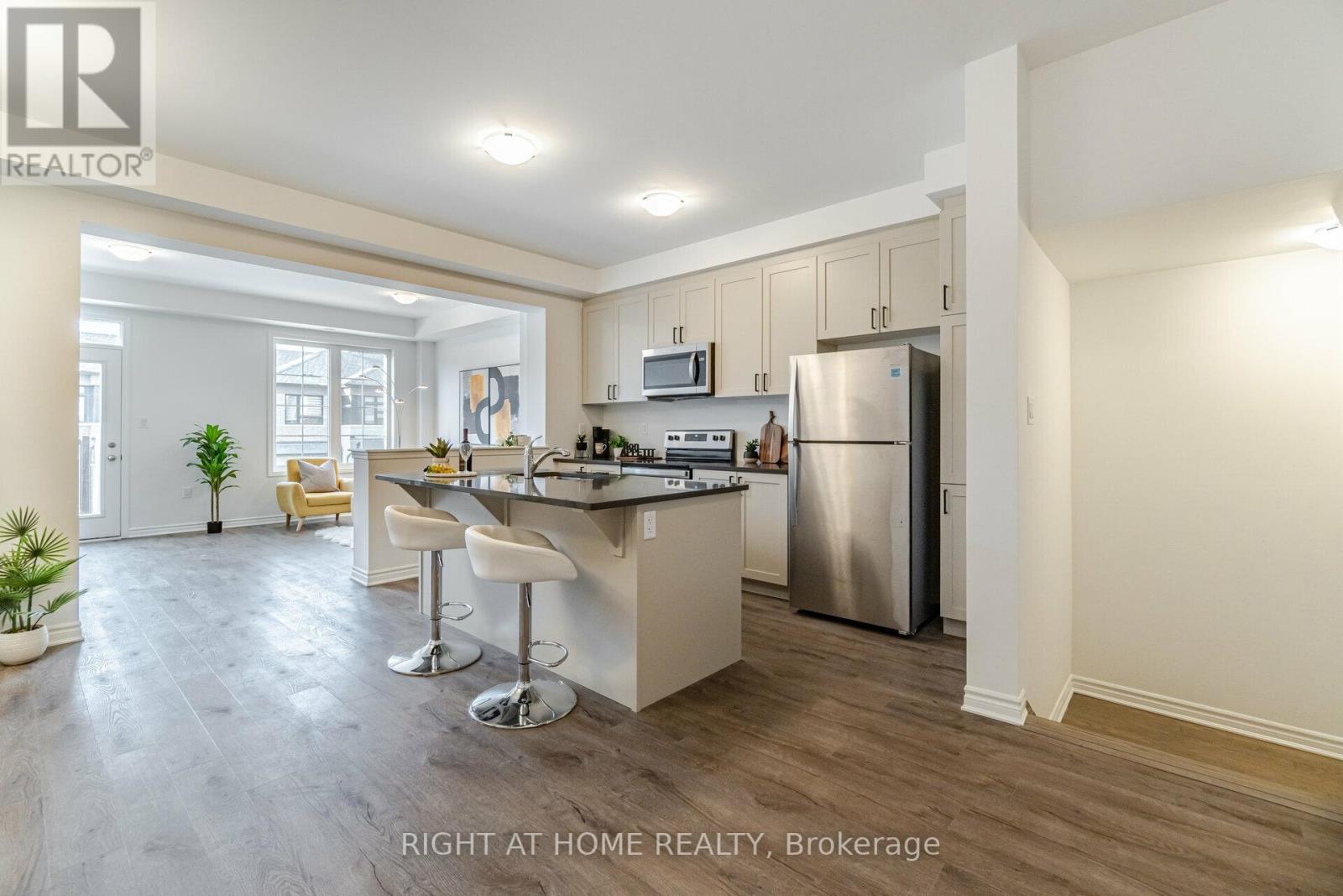 51 KEPPEL CIRC
