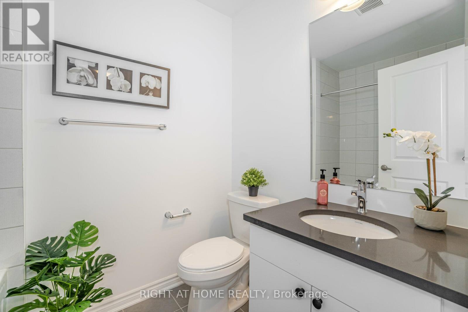 51 KEPPEL CIRC