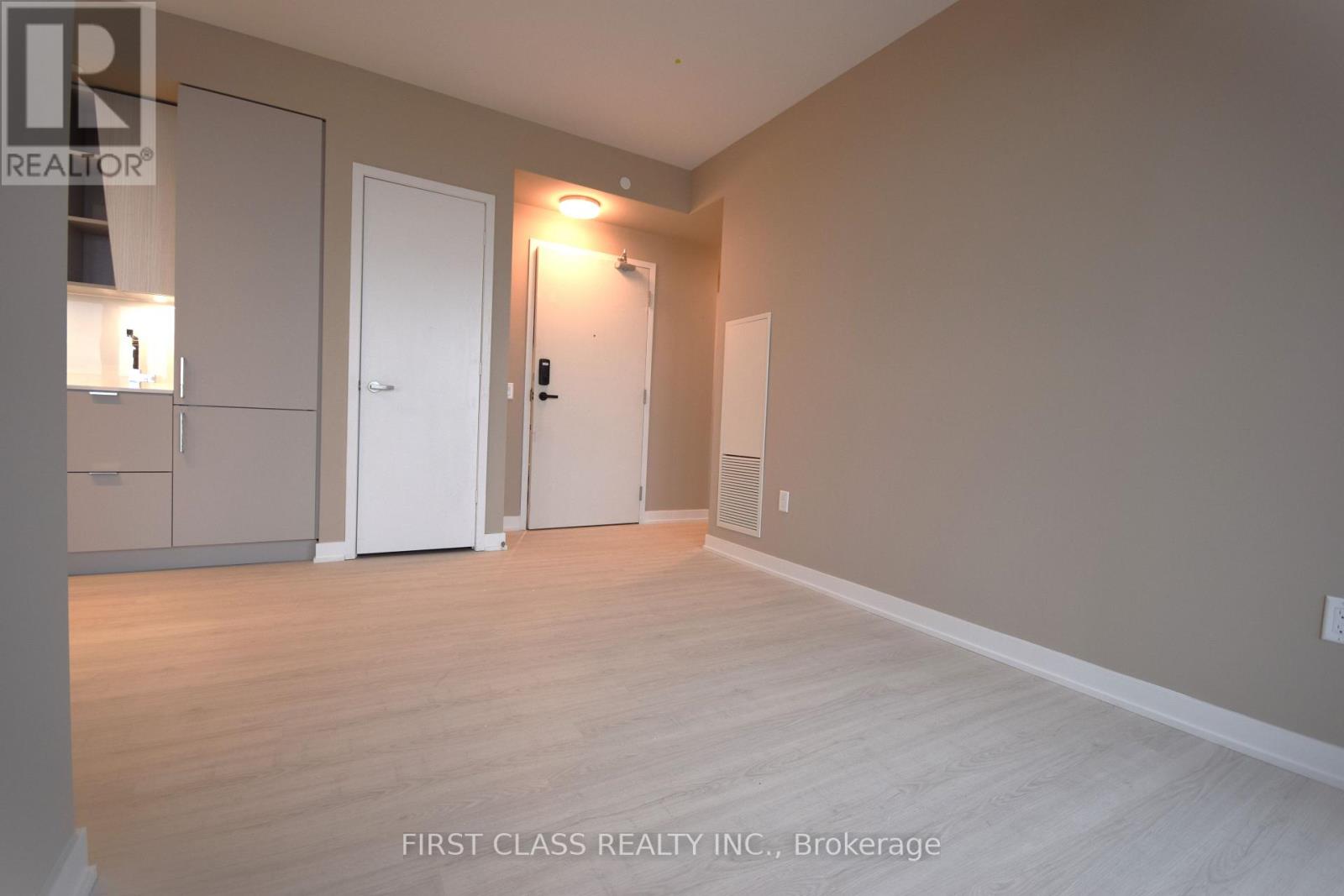 #2805 -3883 QUARTZ RD, #2805