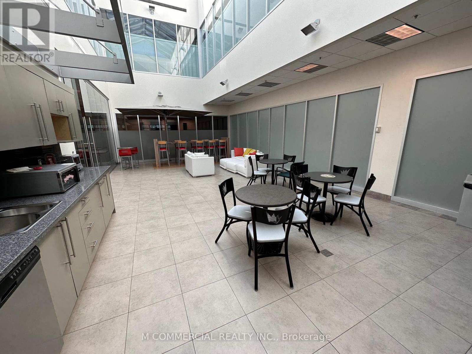 #106 -5180 ORBITOR DR, #106