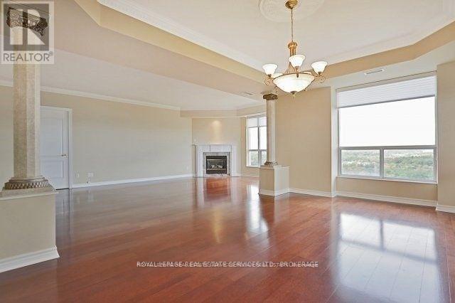 #2201 -1900 THE COLLEGEWAY, #2201