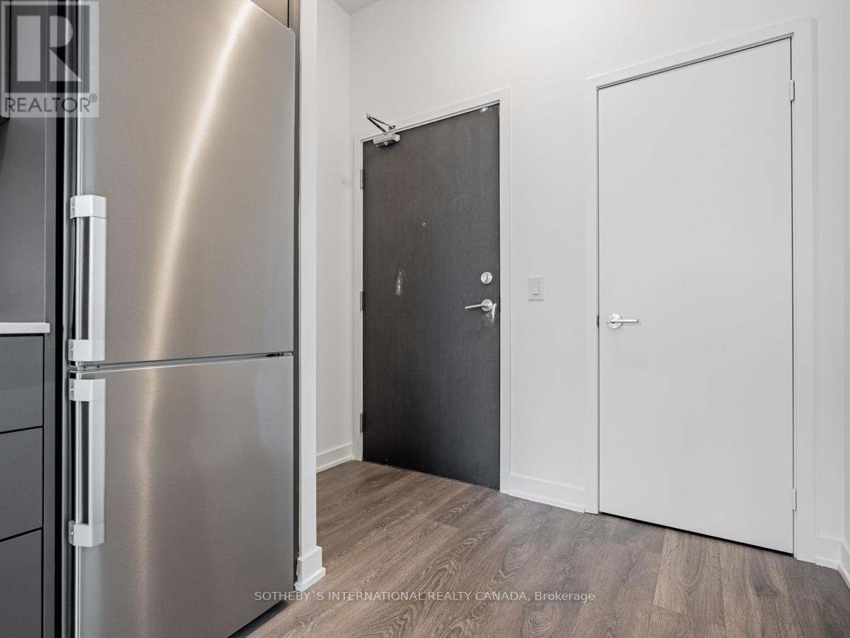 #810 -3005 PINE GLEN RD, #810