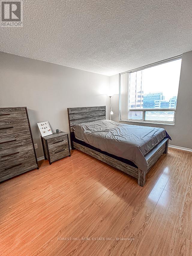 #807 -265 ENFIELD PL, #807