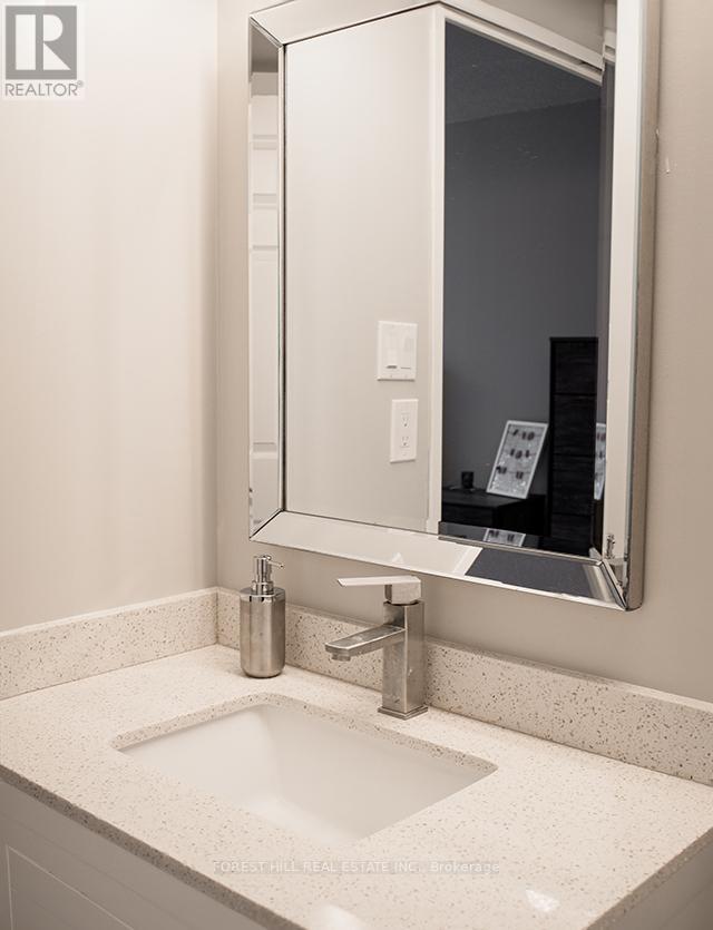 #807 -265 ENFIELD PL, #807