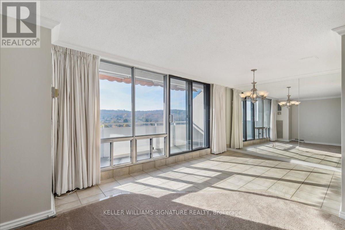 #1707 -2055 UPPER MIDDLE RD, #1707
