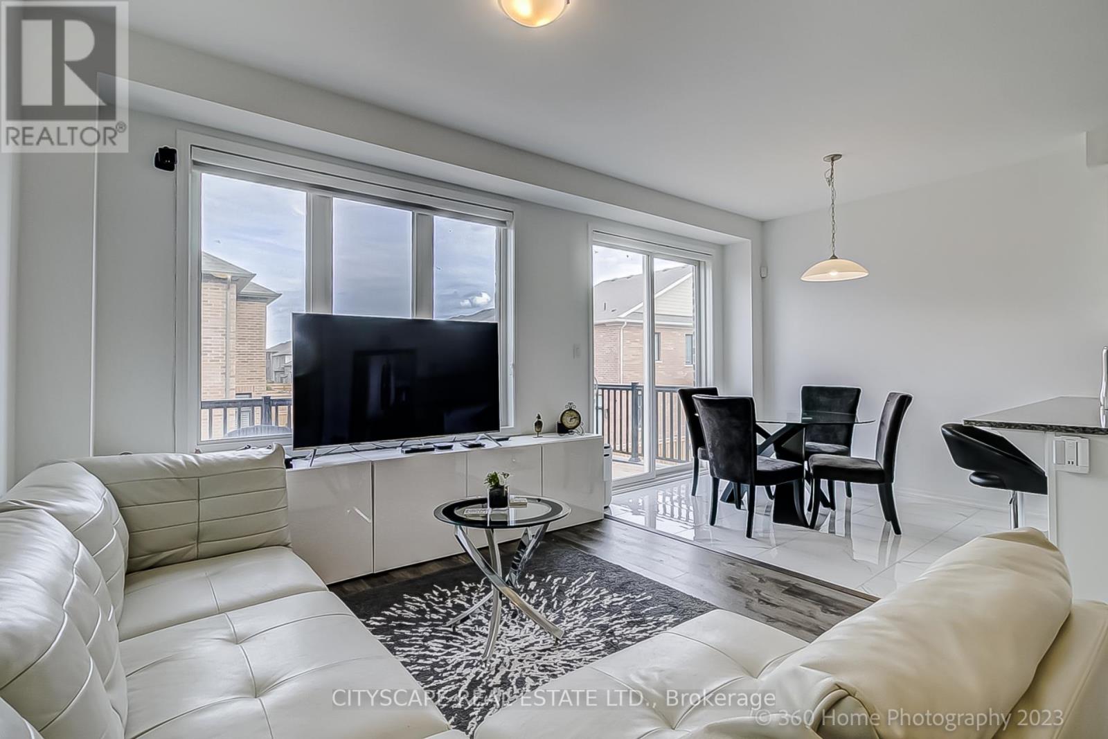 3083 WILLIAM CUTMORE BLVD