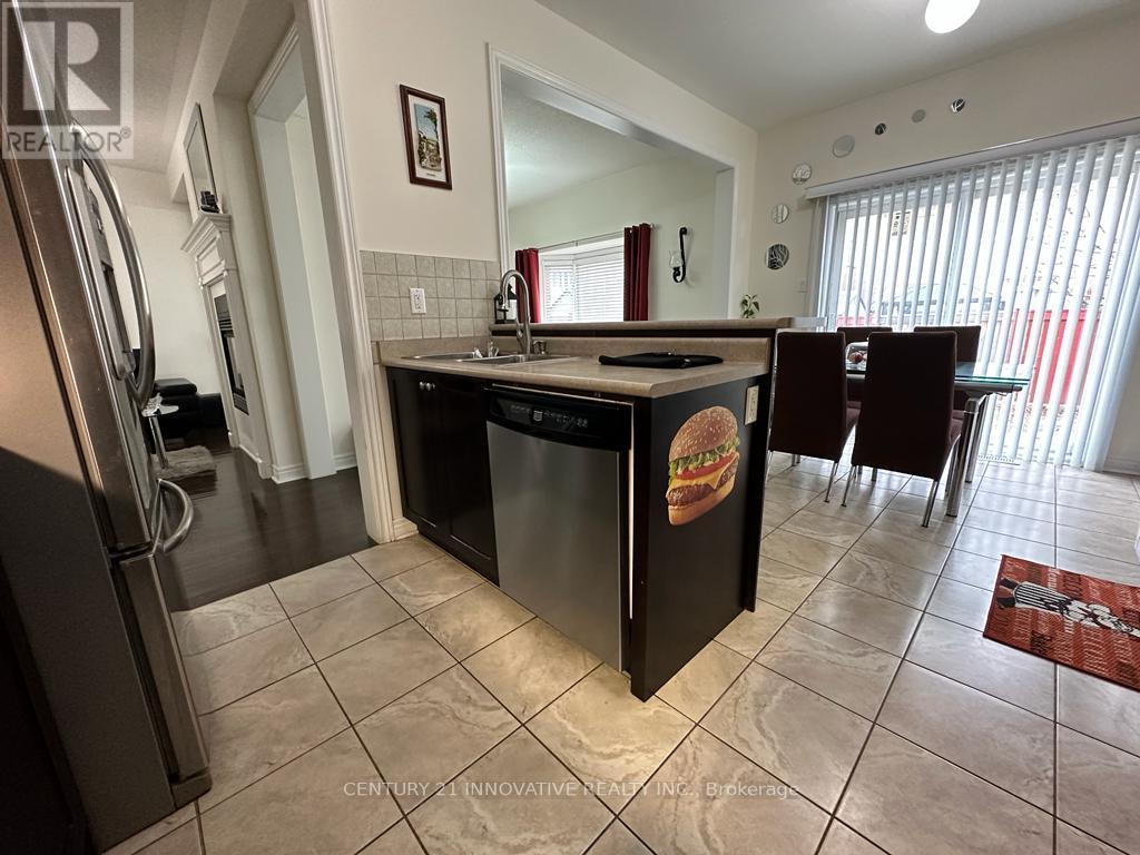 13 FAIRSERVICE DR