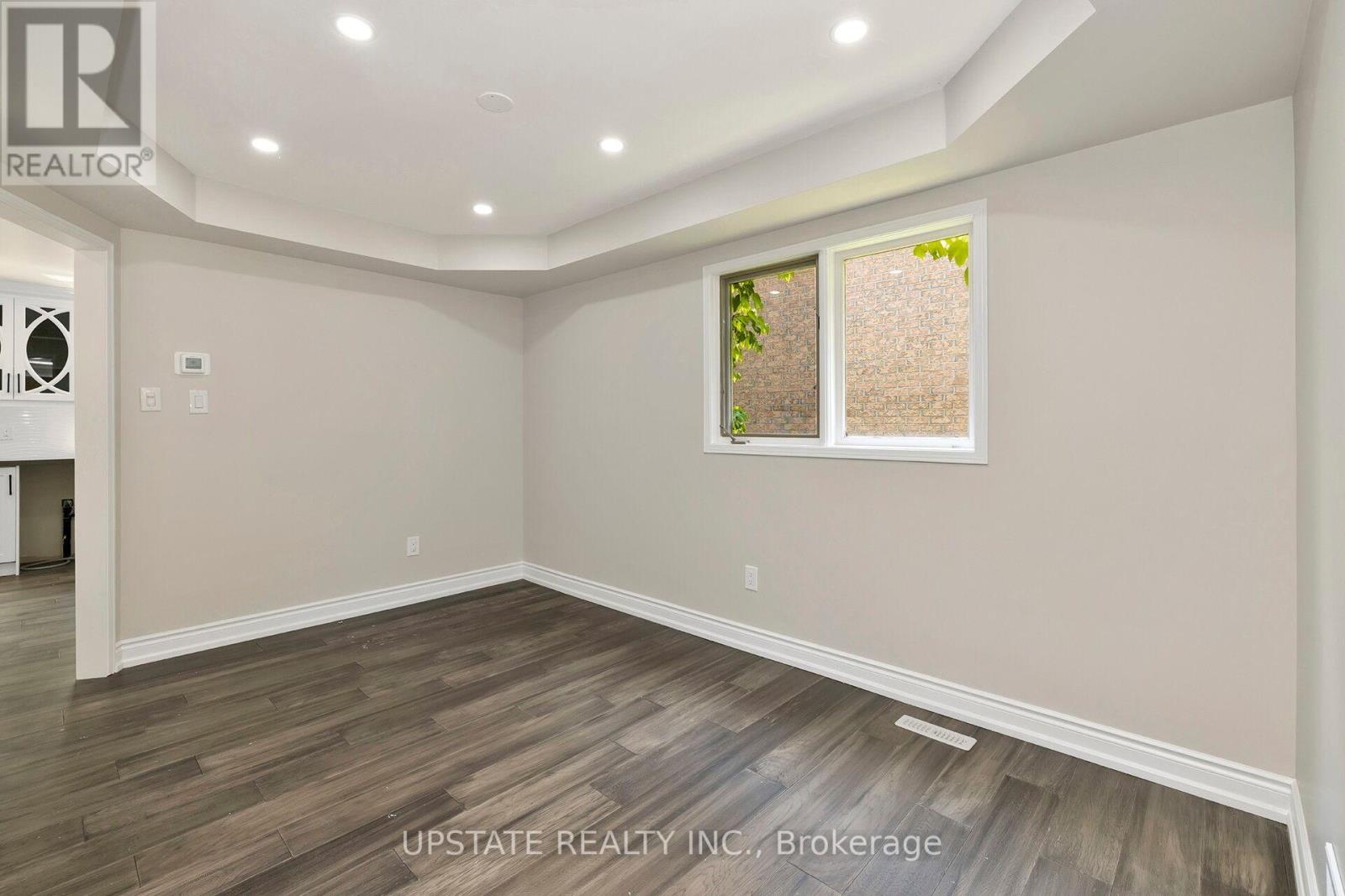 2262 YORKTOWN CIRC