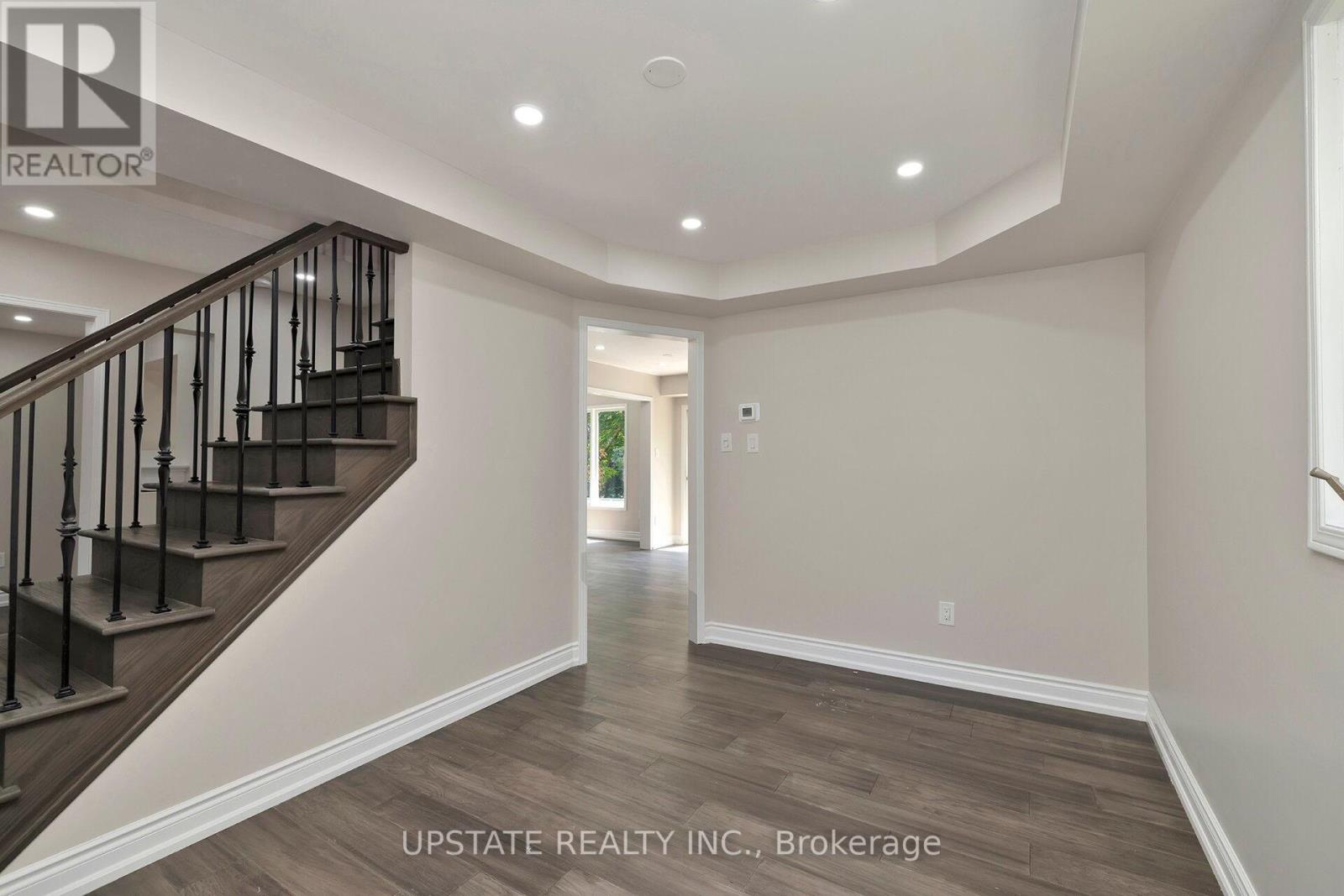 2262 YORKTOWN CIRC