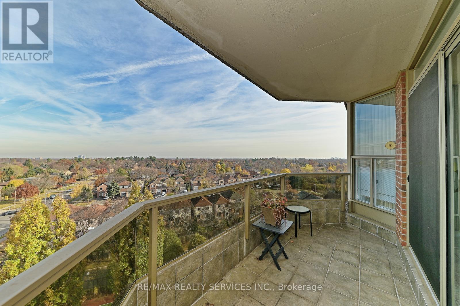 #804 -1905 PILGRIMS WAY, #804