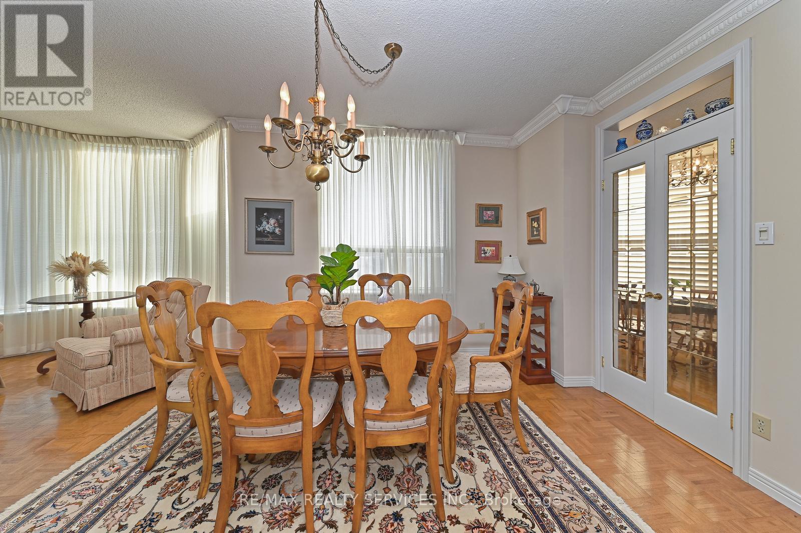#804 -1905 PILGRIMS WAY, #804