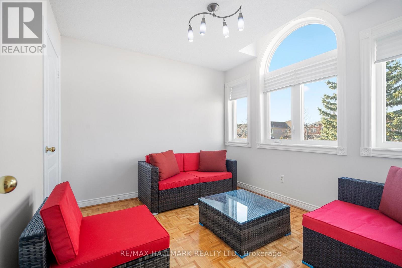 138 WATERBURY ST