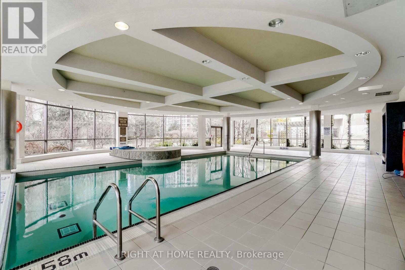 #1622 -3888 DUKE OF YORK BLVD, #1622