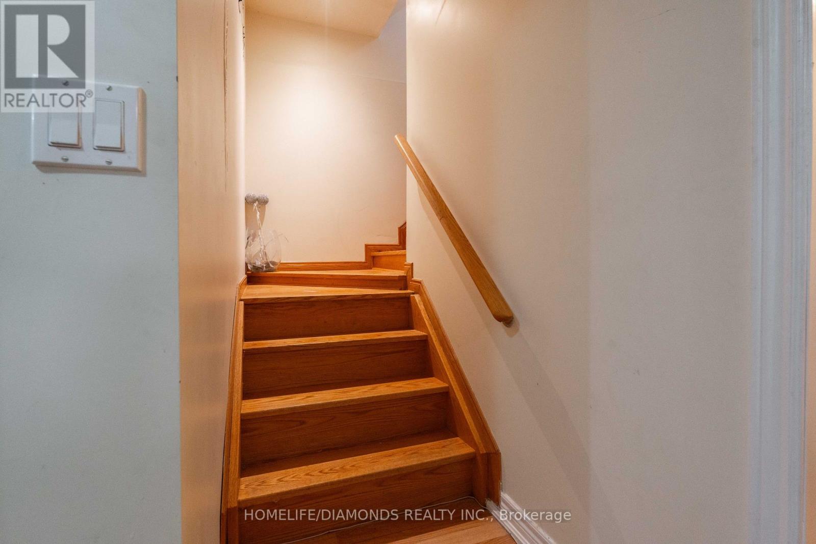 7173 VILLAGE WALK