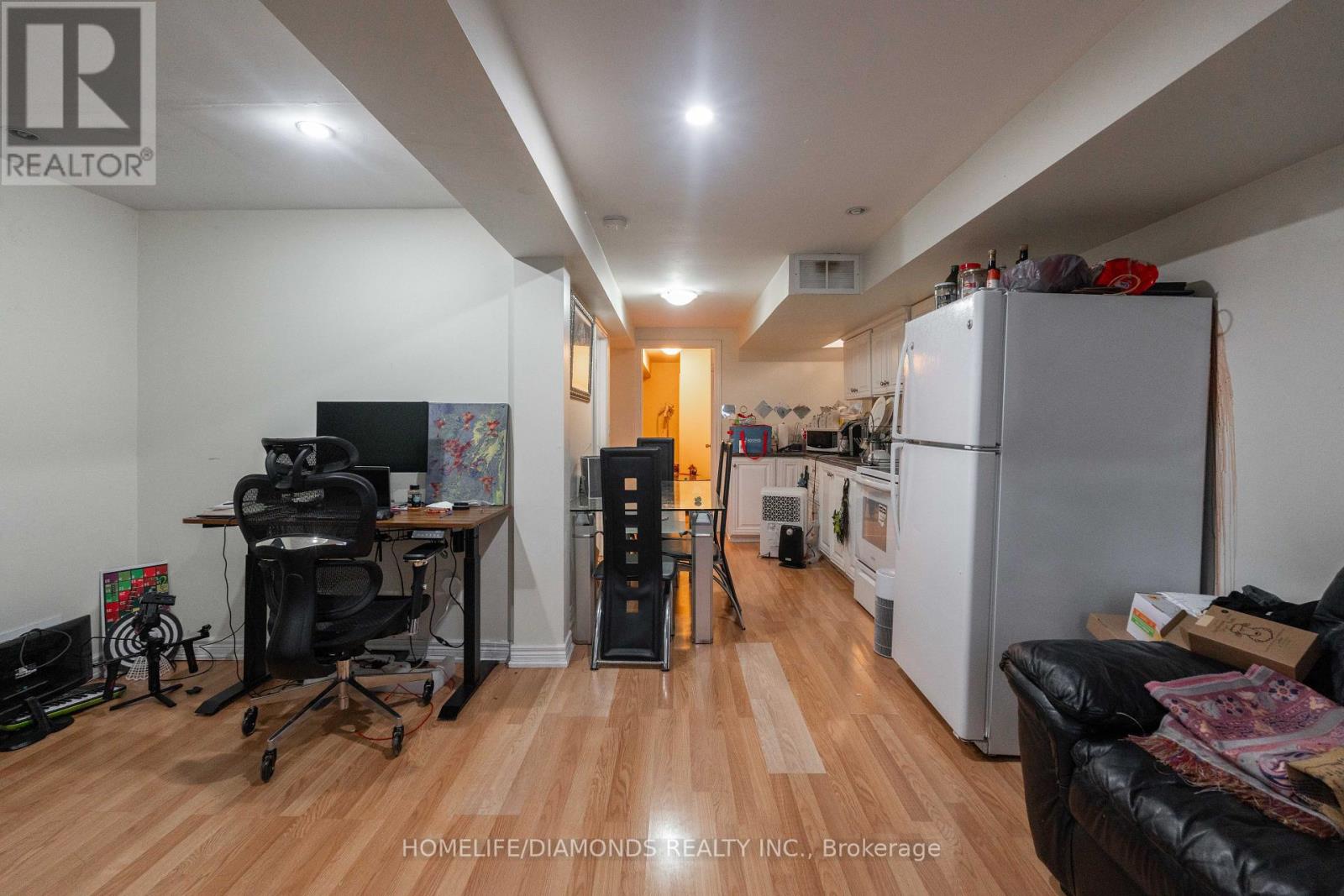 7173 VILLAGE WALK