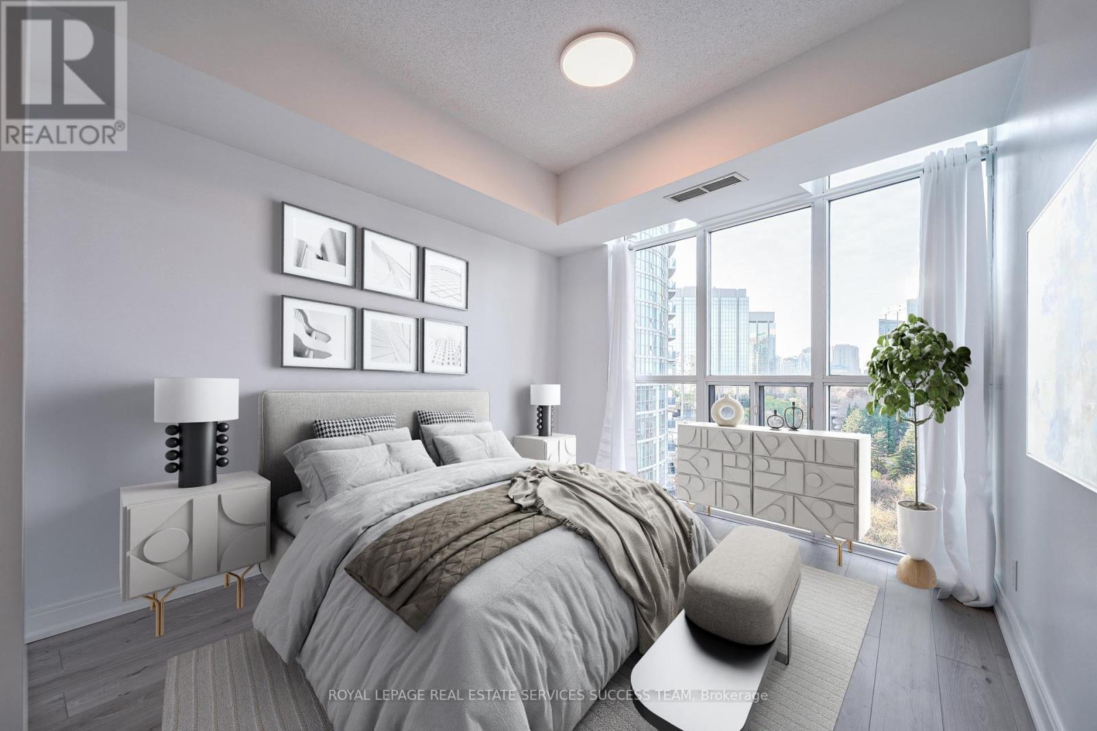 #910 -90 ABSOLUTE AVE, #910