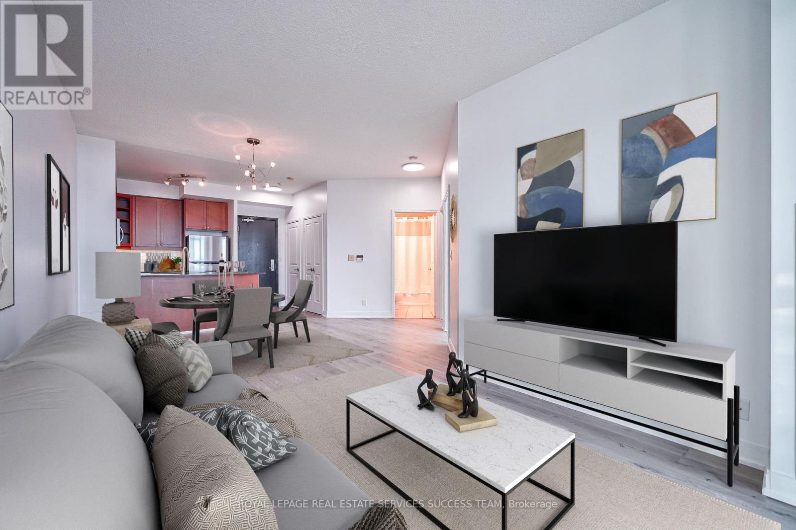 #910 -90 ABSOLUTE AVE, #910