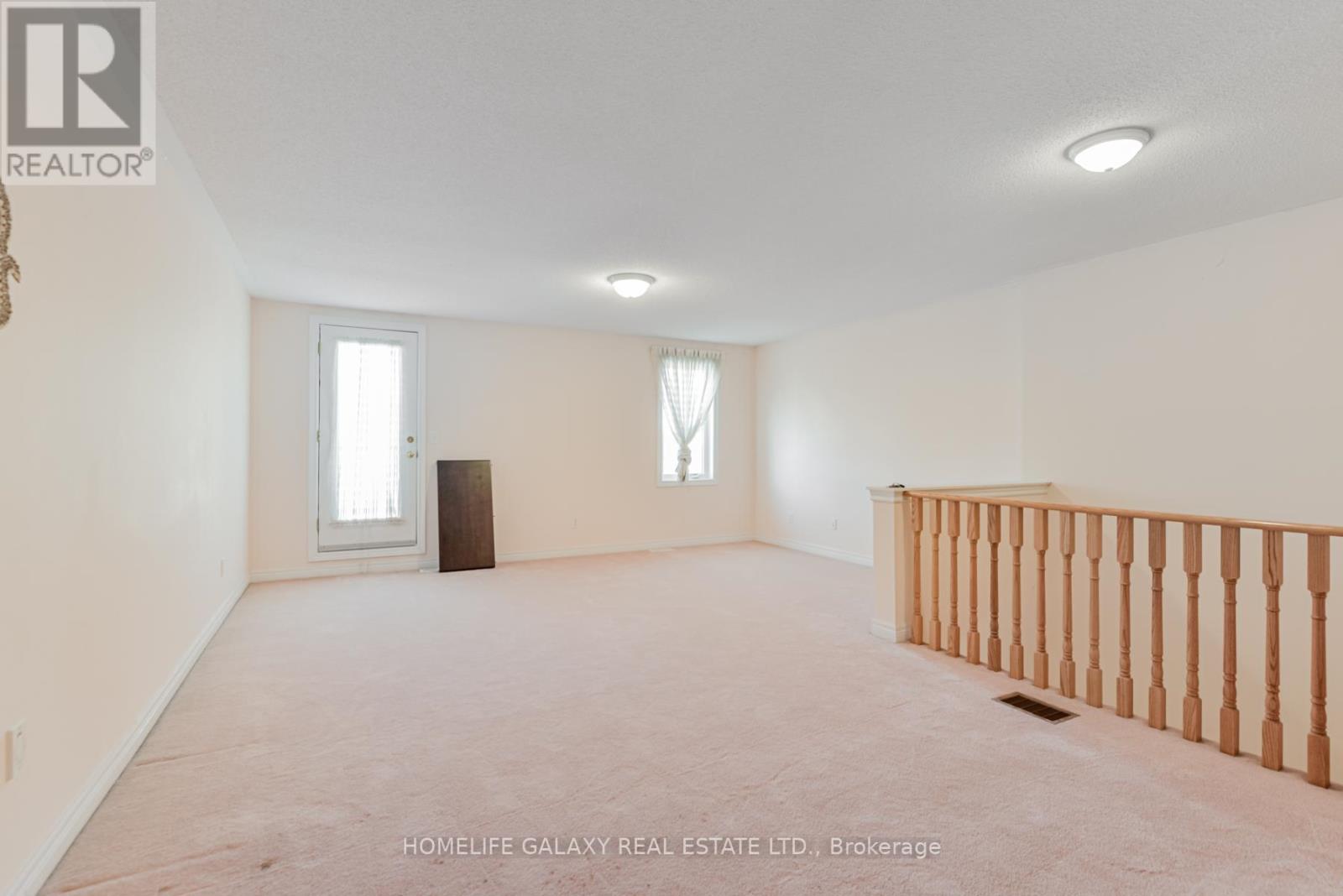 6 BOWSFIELD RD