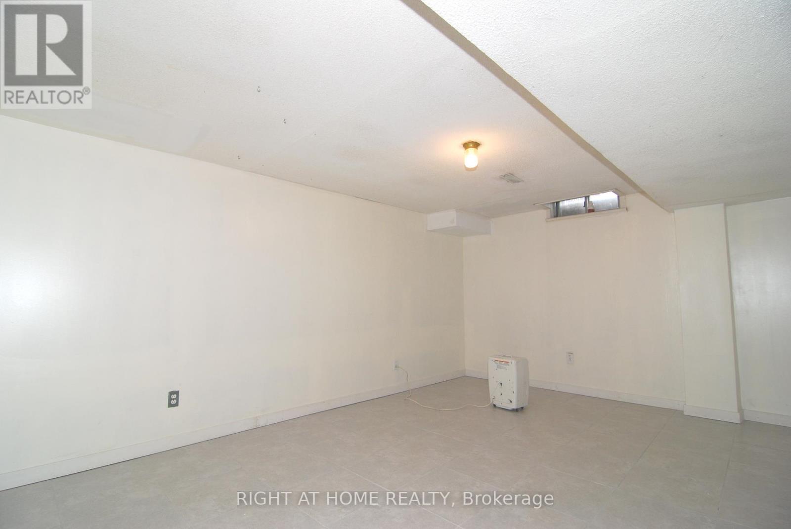 158 TOBA CRES