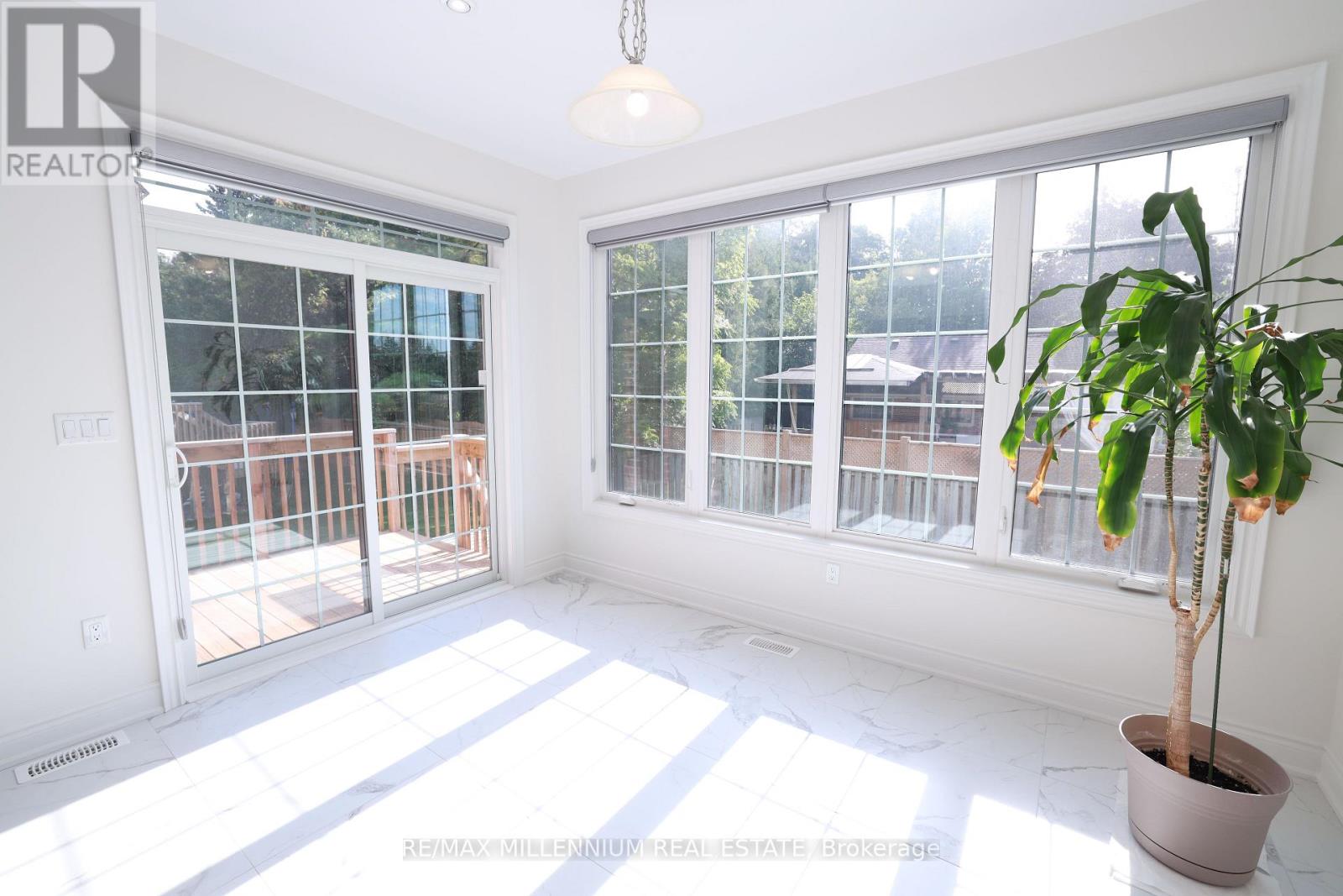58 WORKGREEN PKWY W