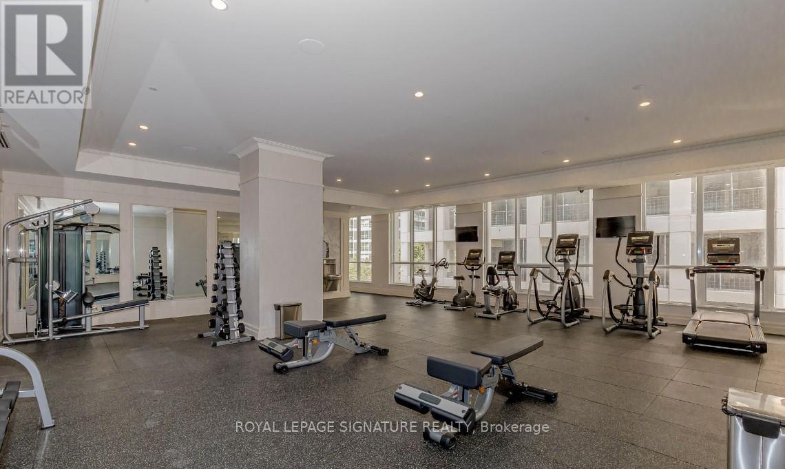 #1001 -36 ELM DR W, #1001
