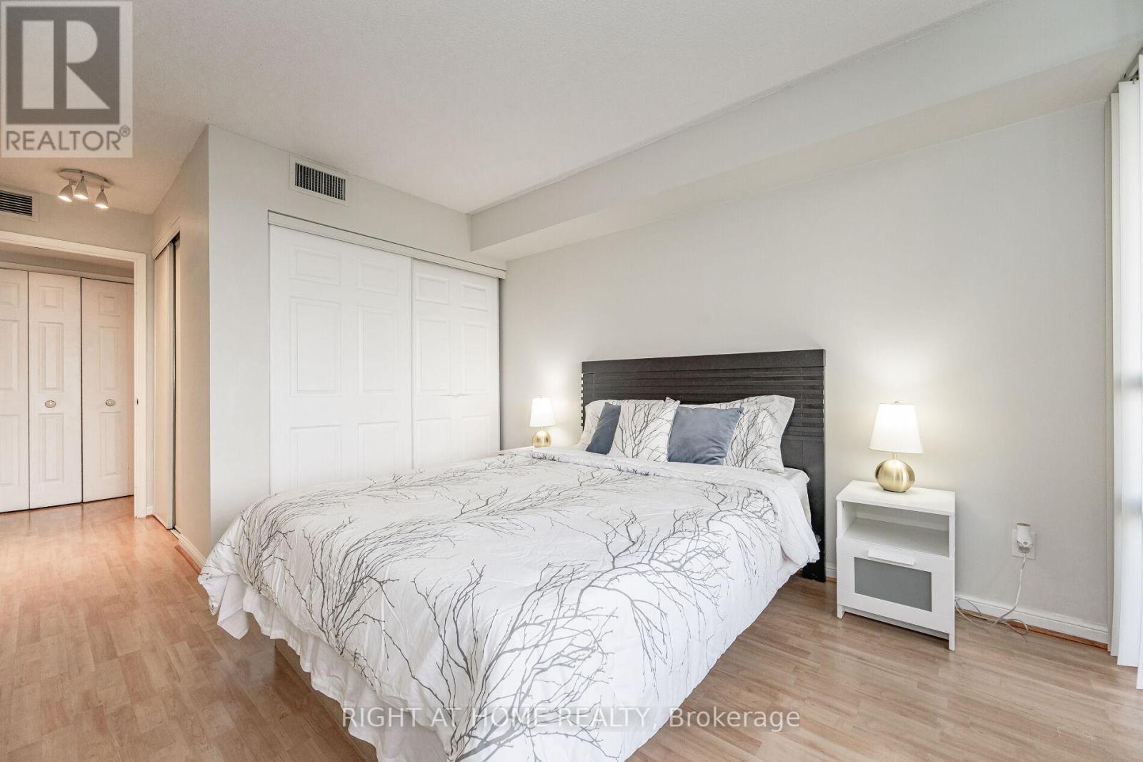 #503 -45 KINGSBRIDGE GARDEN CIRC, #503