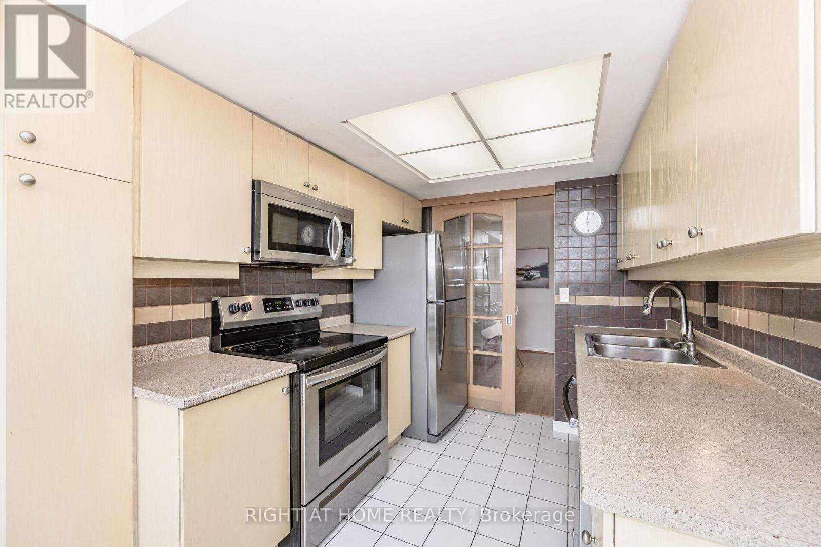 #503 -45 KINGSBRIDGE GARDEN CIRC, #503