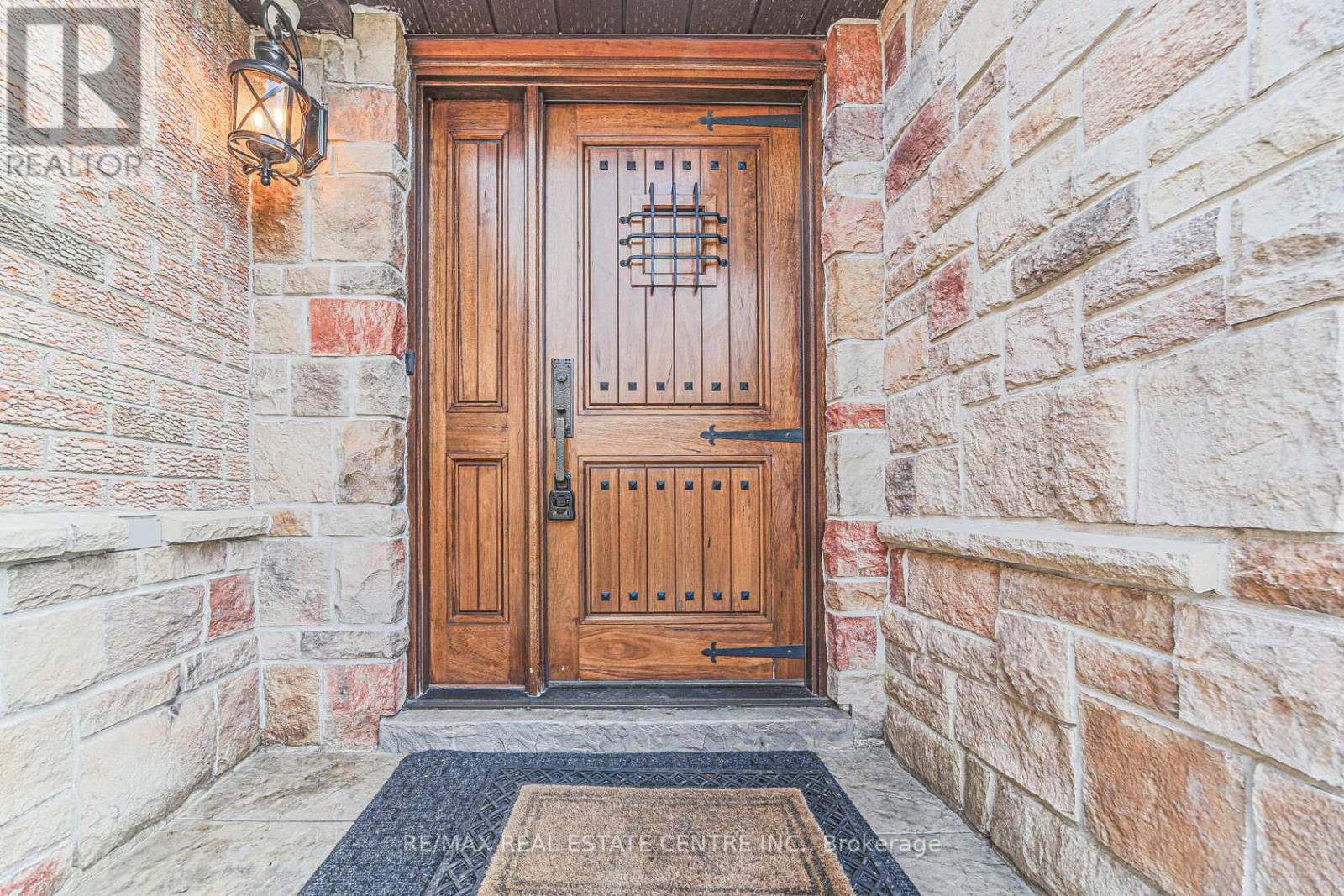 31 LINDEN CRES