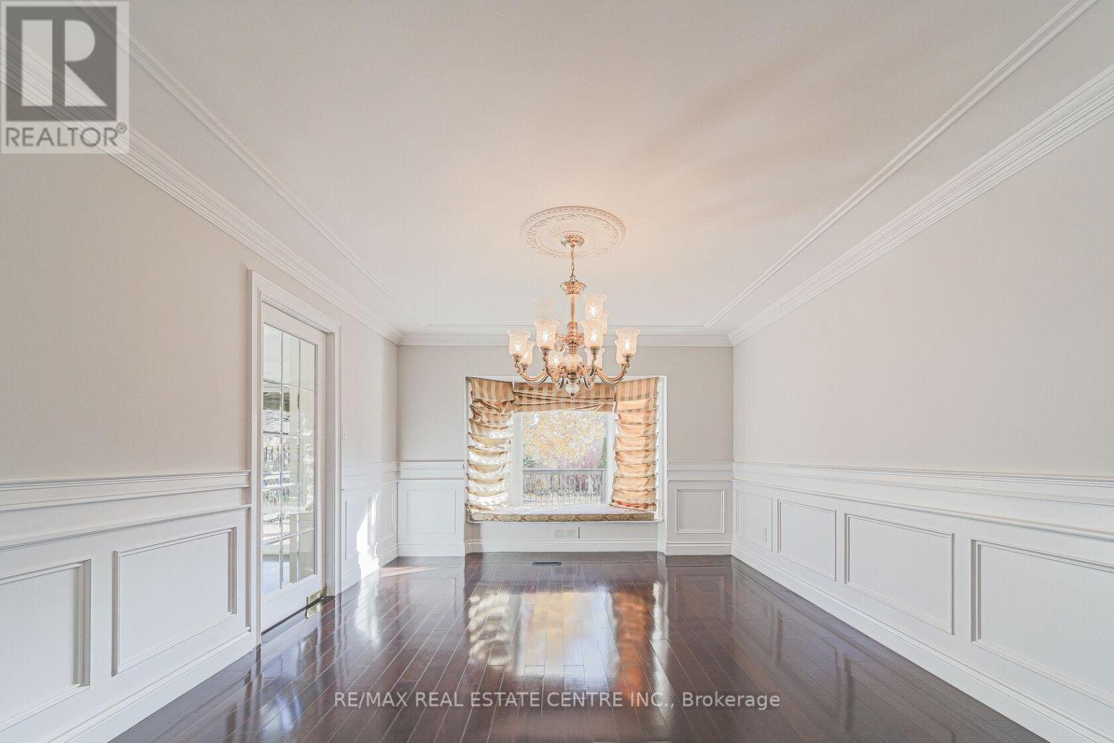 31 LINDEN CRES