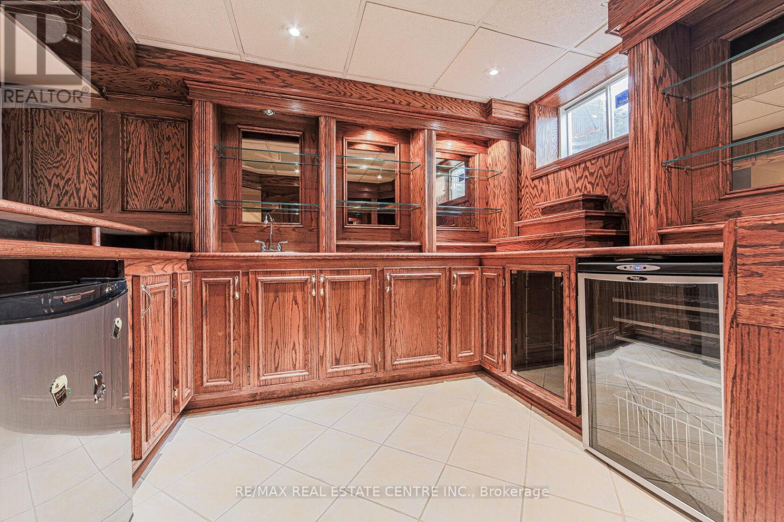 31 LINDEN CRES