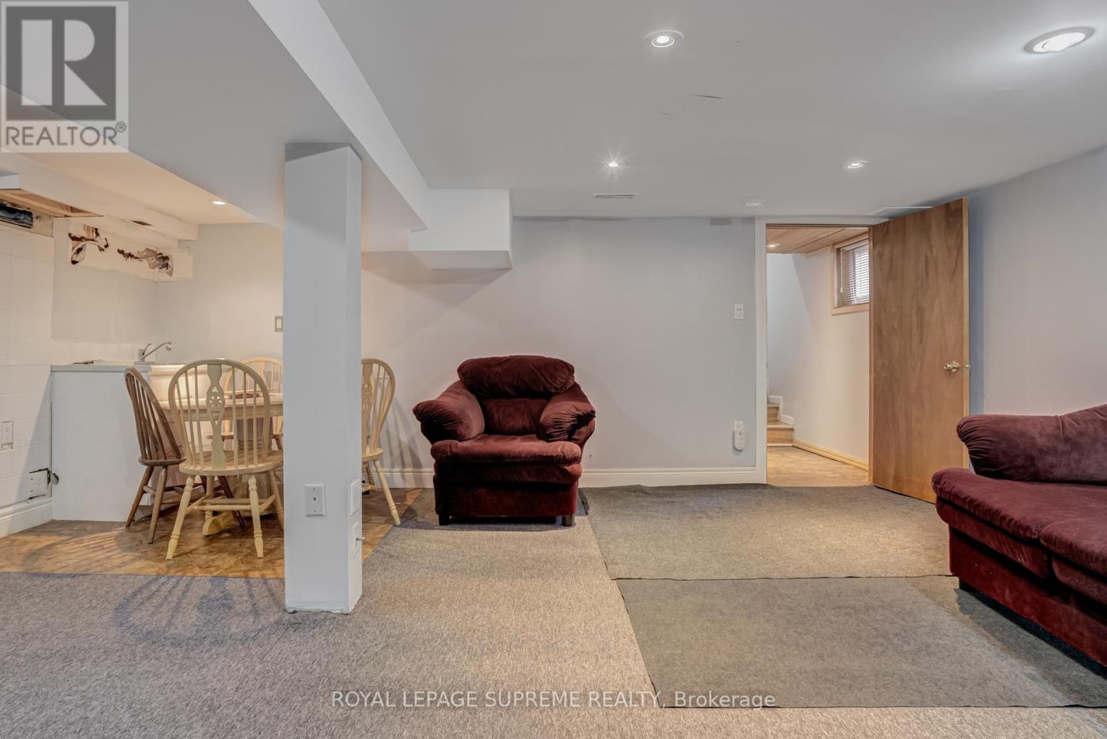 339 RANEE AVE