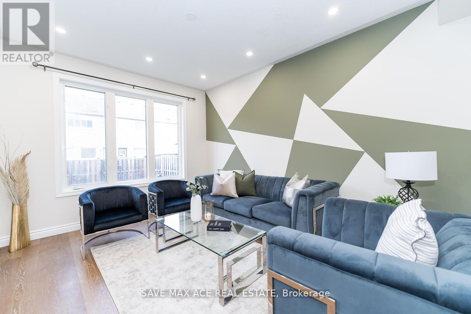 59 TOTTEN DR