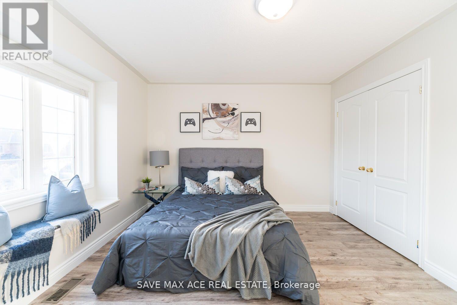 59 TOTTEN DR