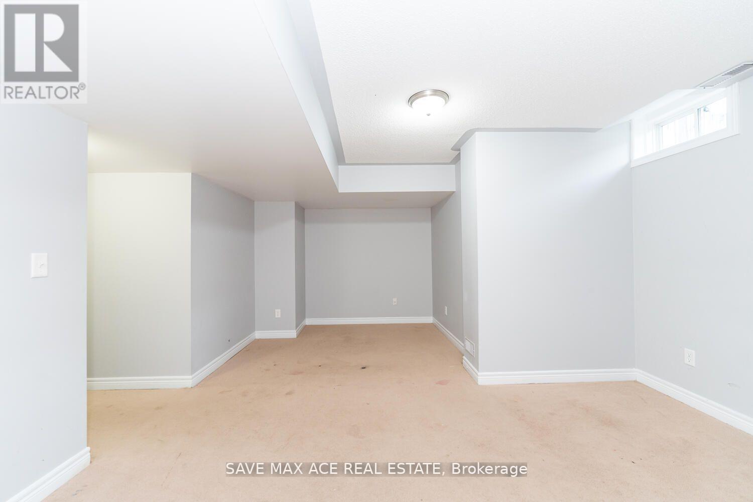 59 TOTTEN DR