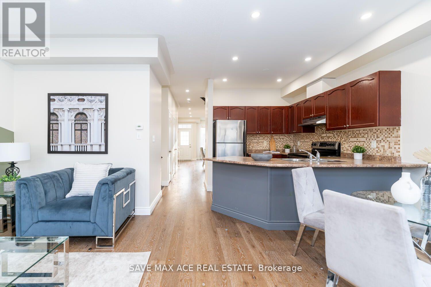 59 TOTTEN DR