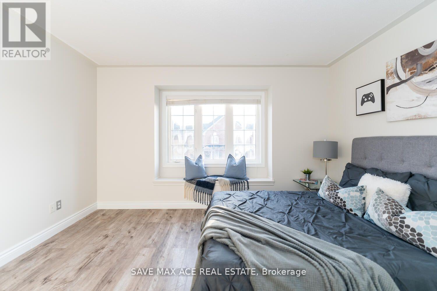 59 TOTTEN DR