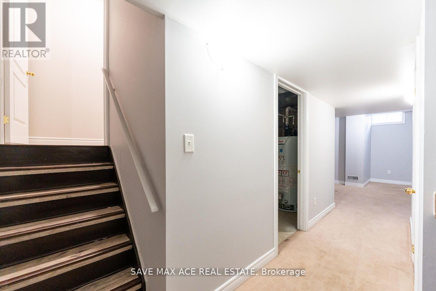 59 TOTTEN DR