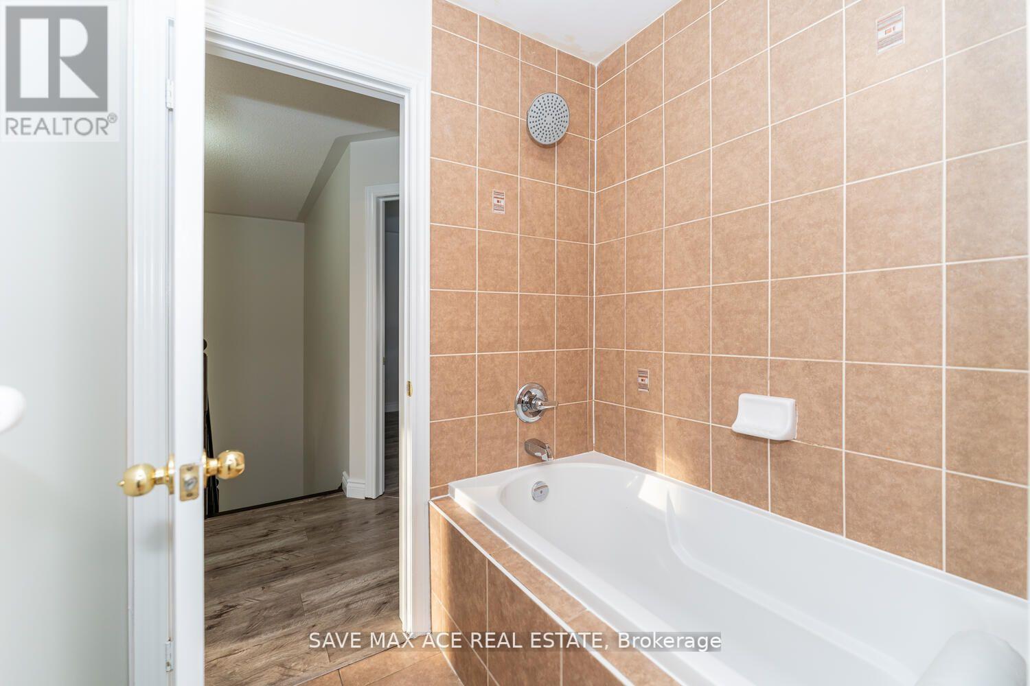 59 TOTTEN DR