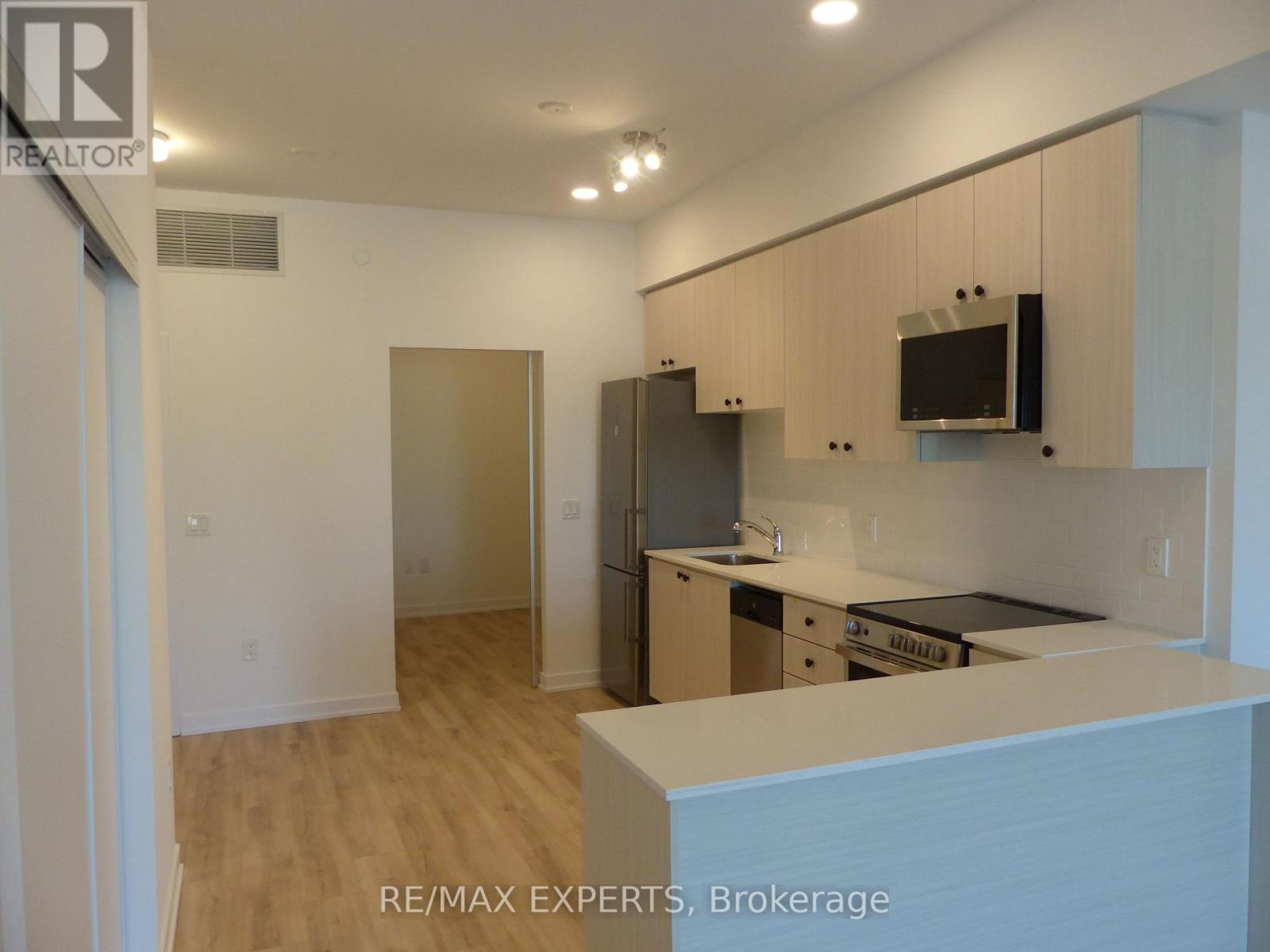 #517 -2433 DUFFERIN ST, #517